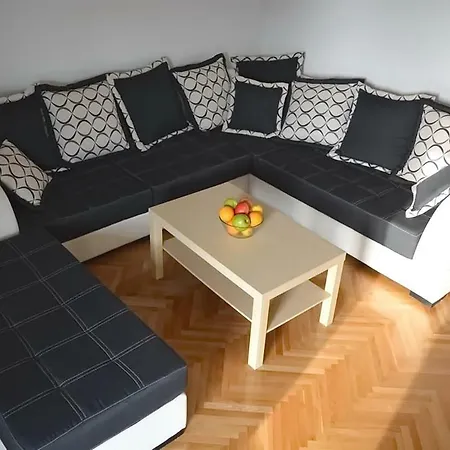 Apartman Jure